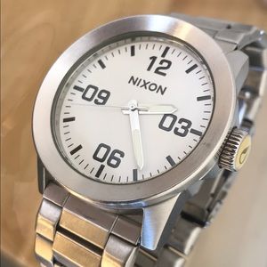 Nixon watch silver stainless men’s Japan movt 10A